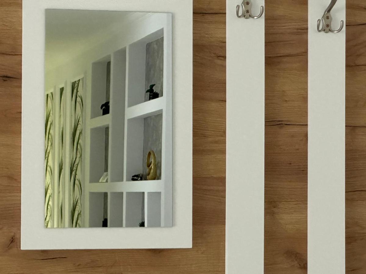 Golden Garden Luxury Apartment In Bucareste Exterior foto