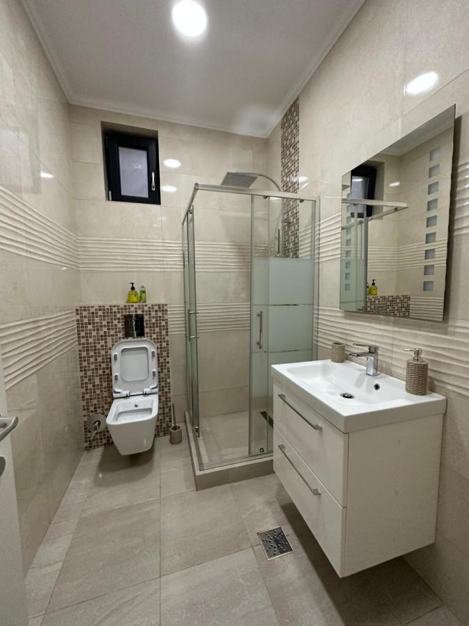 Golden Garden Luxury Apartment In Bucareste Exterior foto